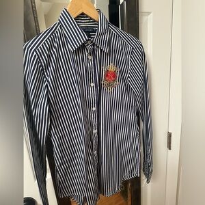 Women’s Ralph Lauren fitted button down with crest logo size 10